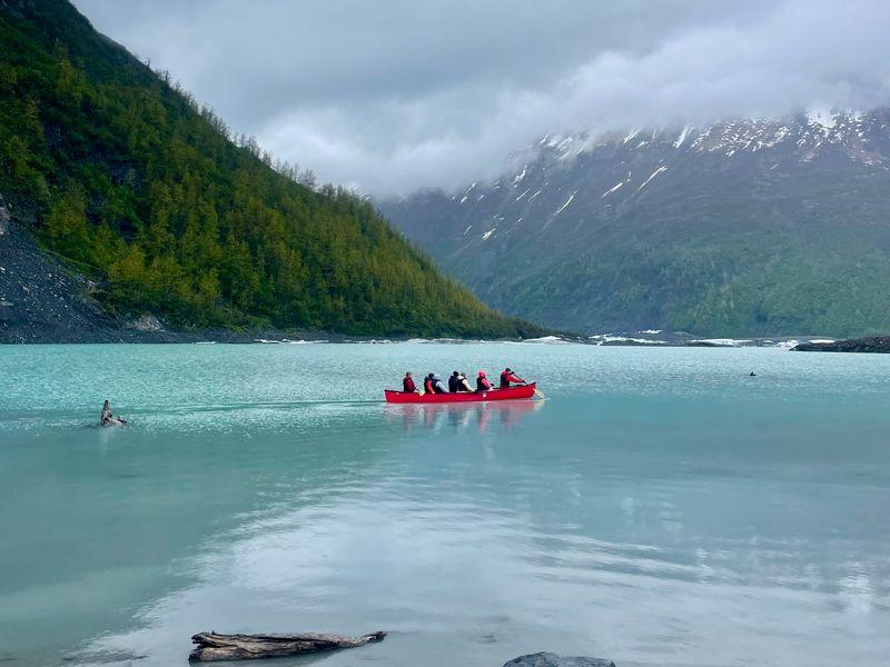 Wycieczka Alaska Lodz Jezioro Valdez - Alaska - Niedźwiedzie, lodowce i góry na północnym krańcu USA | Shangrila Travel