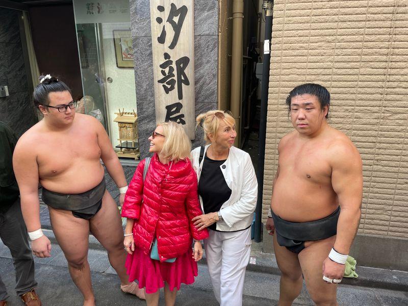 Wycieczka Japonia Sumo - Japonia z Okinawą - Nowoczesność i tradycja - Tokio, Kioto, Fuji i Hiroshima | Shangrila Travel