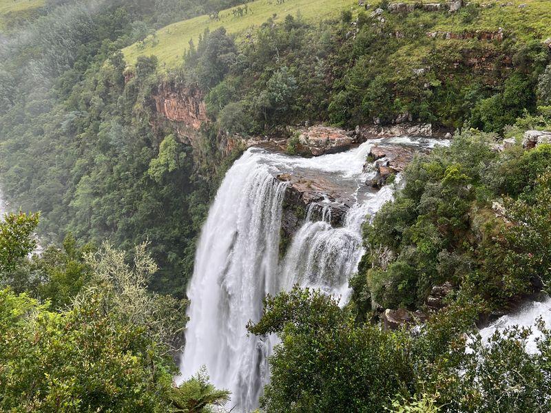 Wycieczka Rpa Lesotho Eswatini Wodospad (3) - RPA, Eswatini i Lesotho - Safari, winnice i niesamowity Kapsztad + Wodospady Wiktorii | Shangrila Travel