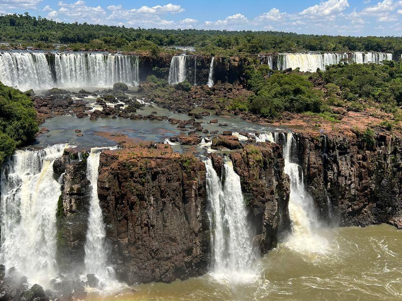 Wycieczka Brazylia Wodospady Iguazu 1 - Brazylia - Karnawał w Rio, dżungla w Amazonii i Wodospady Iguazu | Shangrila Travel