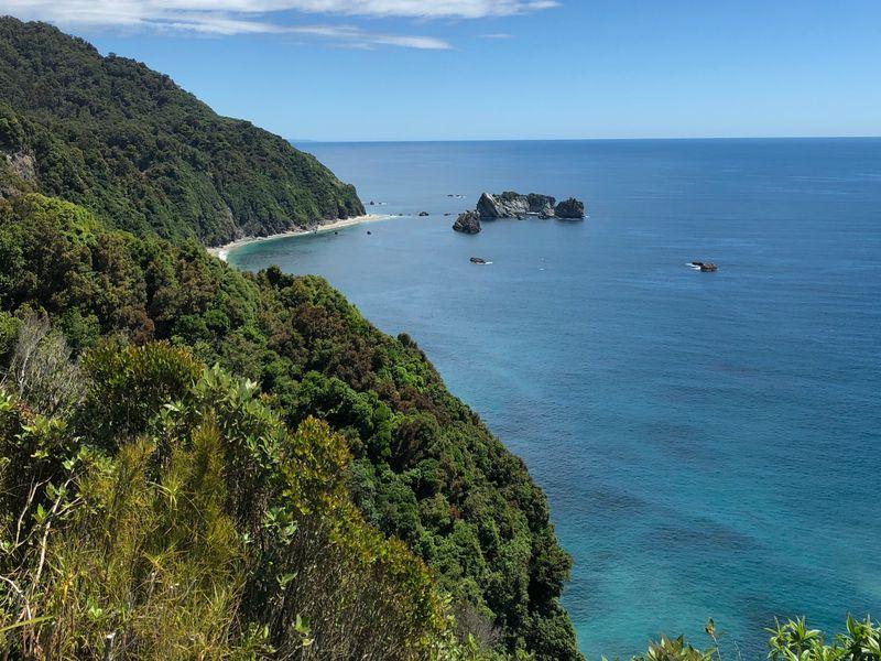 Wycieczka Nowa Zelandia Wybrzeze - Nowa Zelandia - Kultura Maorysów i spektakularna przyroda w krainie Władcy Pierścieni | Shangrila Travel
