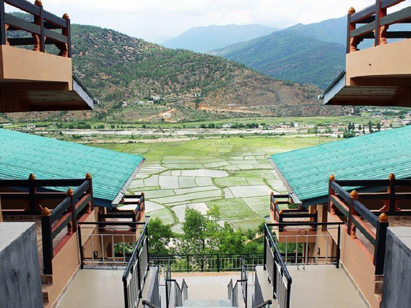 Wycieczka Bhutan Paro Hotel 2 - Nepal i Bhutan - Hinduizm i buddyzm wśród himalajskich krajobrazów - Hotel na wyjeździe z Shangrila Travel