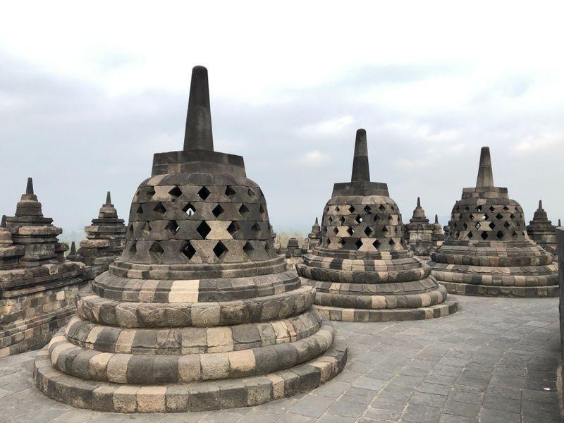 Wycieczka Indonezja Jawa Borobudur - Bali, Jawa i Komodo - Indonezja: kultura, świątynie, wulkany i warany | Shangrila Travel