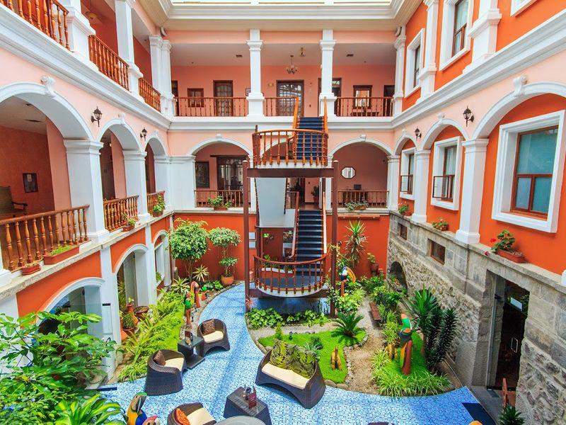 Wycieczka Ekwador Hotel 10 - Ekwador z Galapagos - Amazonia, żółwie, wulkan Cotopaxi i stare miasto w Quito - Hotel na wyjeździe z Shangrila Travel