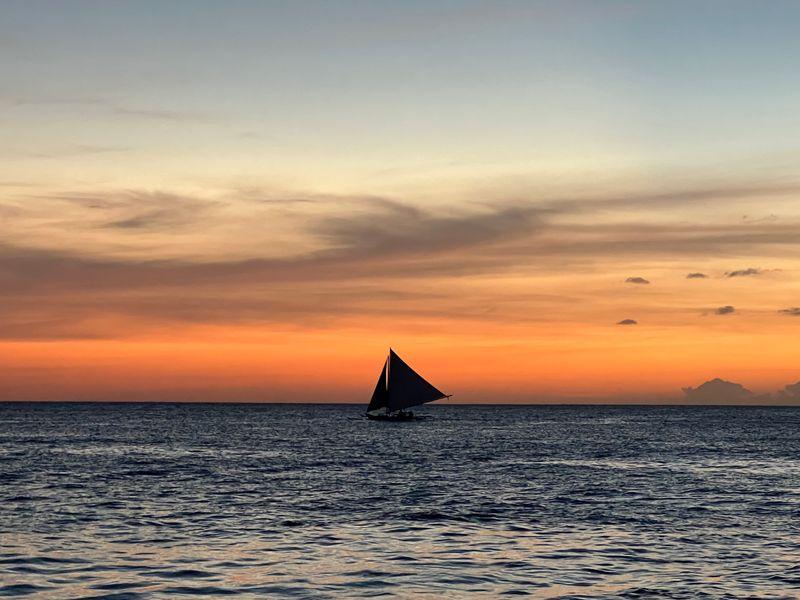 Wycieczka Filipiny Zachód Słońca - Filipiny - Rajskie plaże, bezludne wyspy, wyraki i historia Magellana | Shangrila Travel