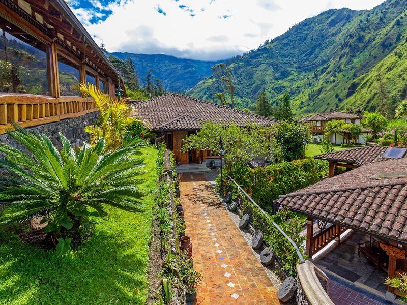 Wycieczka Ekwador Hotel 3 - Ekwador z Galapagos - Amazonia, żółwie, wulkan Cotopaxi i stare miasto w Quito - Hotel na wyjeździe z Shangrila Travel