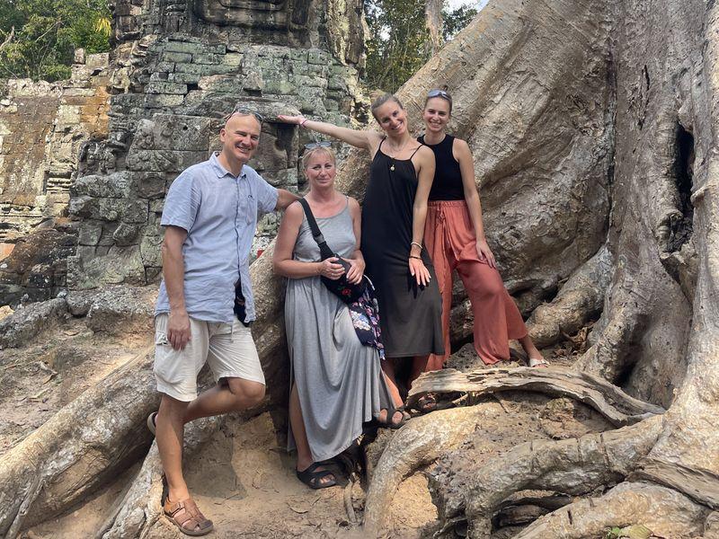 Kambodża i Laos - Mistyczne świątynie Angkoru i życie nad Mekongiem Shangrila Travel