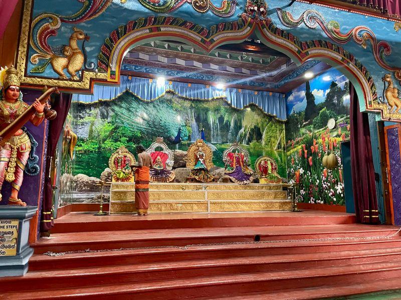 Wycieczka Sri Lanka Swiatynia Hinduistyczna - Sri Lanka - Buddyjskie świątynie, cejlońska herbata i słonie | Shangrila Travel