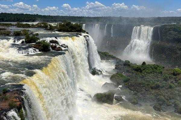 Podziwiaj majestatyczne Wodospady Iguazu