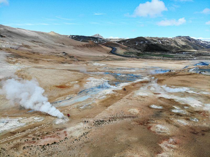 Islandia Shangrilatravel 19 - Islandia - Dookoła wyspy - gorące źródła, wulkany, wodospady i wieloryby | Shangrila Travel