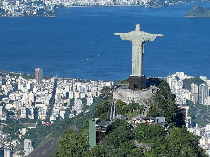 Wycieczka Brazylia Rio Chrystus Lot Helikopterem - Brazylia - Karnawał w Rio, dżungla w Amazonii i Wodospady Iguazu | Shangrila Travel