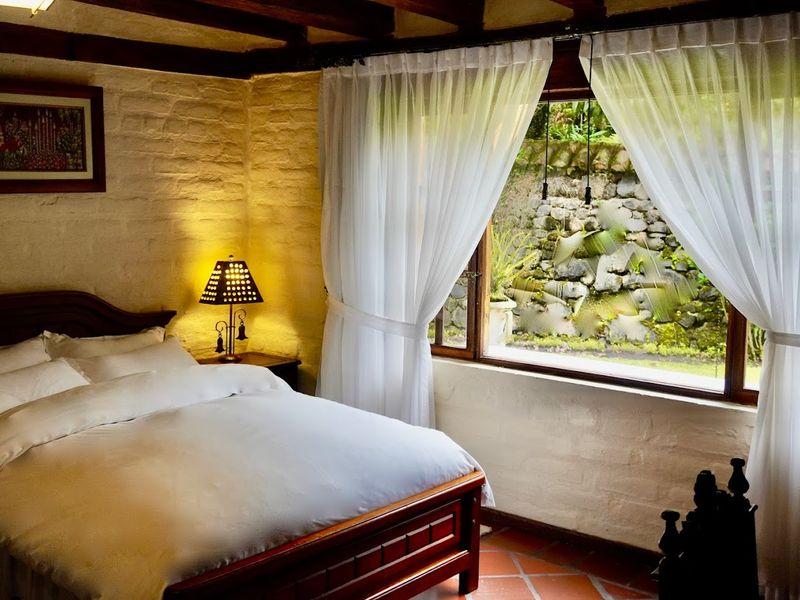 Wycieczka Ekwador Hotel 2 - Ekwador z Galapagos - Amazonia, żółwie, wulkan Cotopaxi i stare miasto w Quito - Hotel na wyjeździe z Shangrila Travel