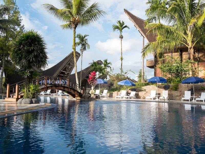 Wycieczka Indonezja Hotel 5 - Borneo, Celebes i Raja Ampat - Indonezja: orangutany, lokalne tradycje i rajskie wyspy - Hotel na wyjeździe z Shangrila Travel