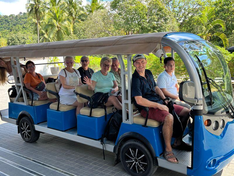 Wycieczka Filipiny Tuktuk Lotnisko - Filipiny - Rajskie plaże, bezludne wyspy, wyraki i historia Magellana | Shangrila Travel