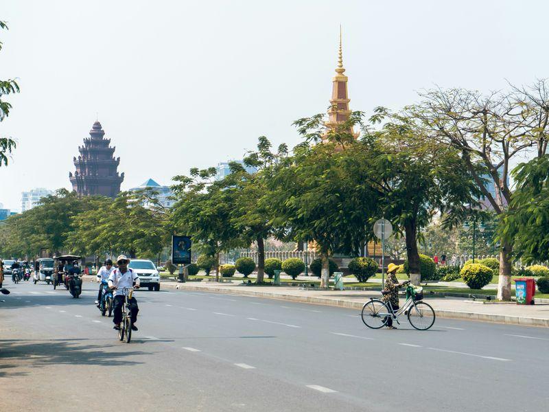 Wycieczka Kambodża Phnom Penh (2) - Kambodża i Laos - Mistyczne świątynie Angkoru i życie nad Mekongiem | Shangrila Travel
